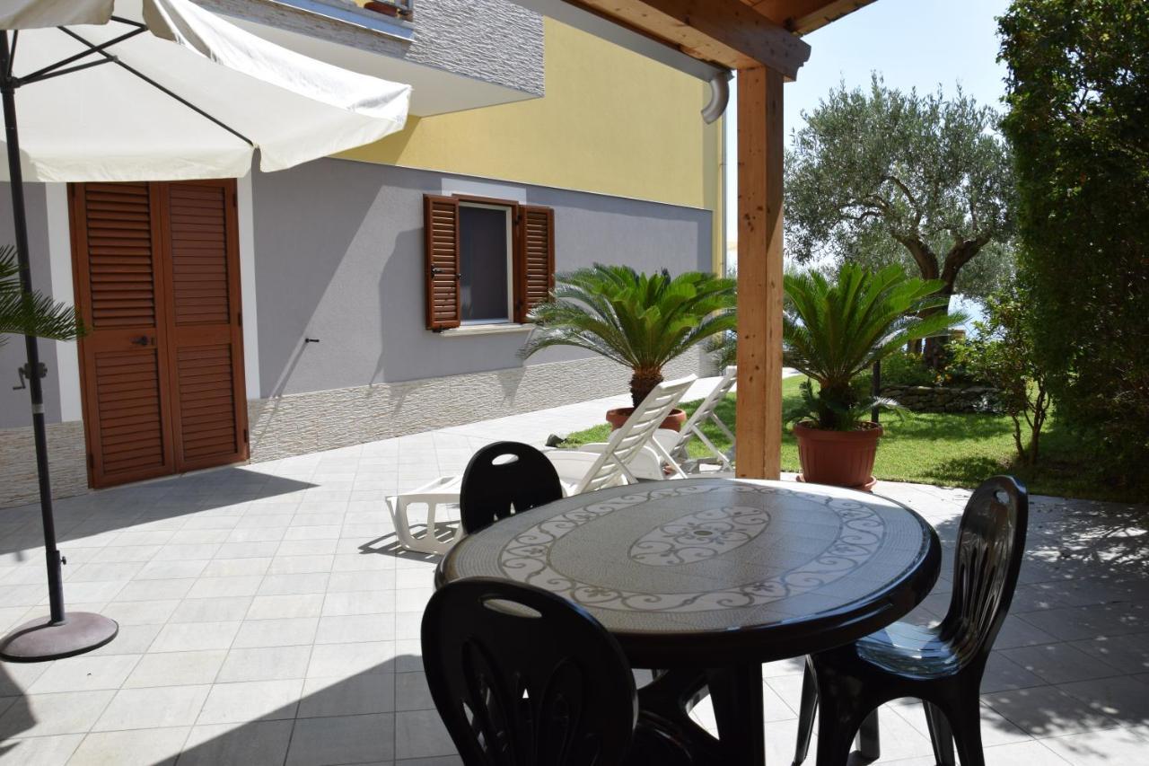Al Chiaro Di Luna Paola Exterior photo